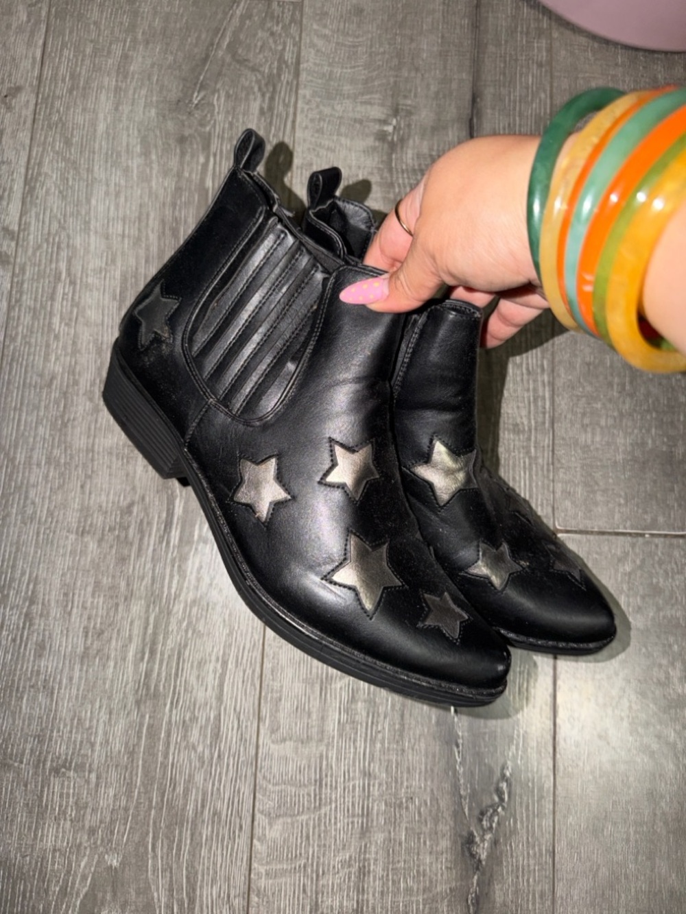 Black Star Accent Chelsea Boots